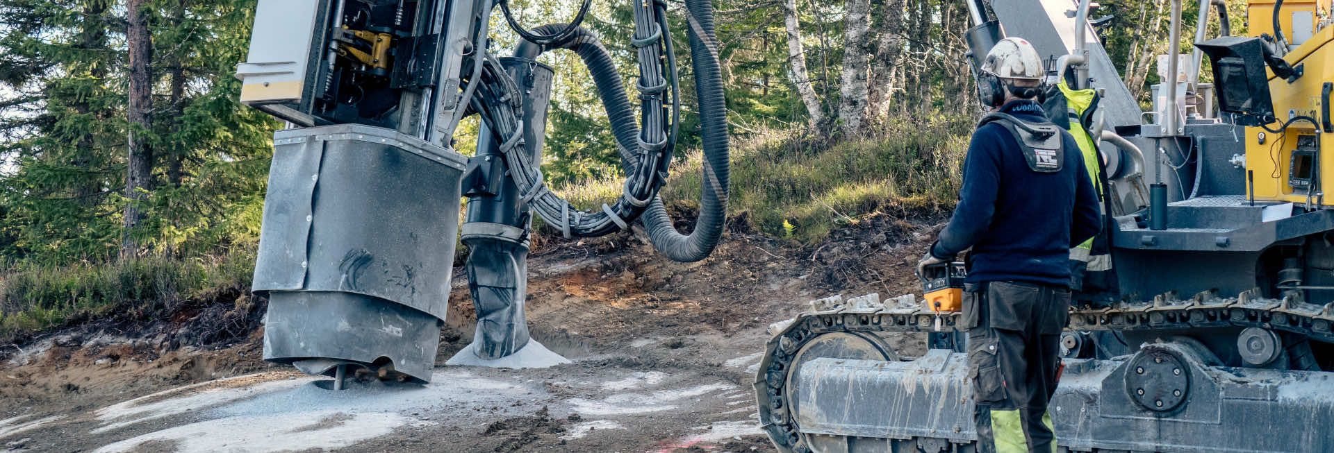Professionelle Arbeitsbekleidung für Arbeiten in der Natur